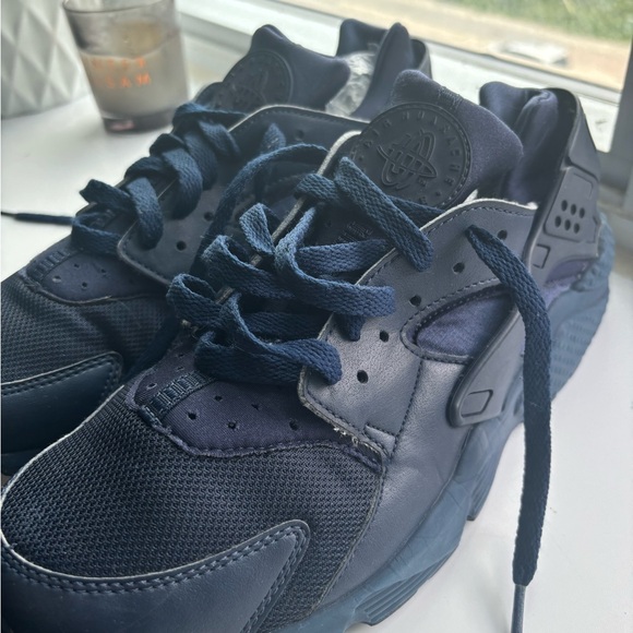 NIKE HURRAUCHE SNEAKERS BLUE - Picture 1 of 7